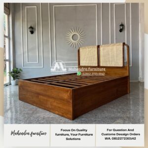 Tempat Tidur Jati Hidrolik Full Storage dengan Headboard Rotan - Gambar 3