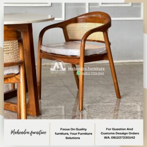 Se5t meja makan marmer bundar dengan 4 kursi jati sandaran rotan - Gambar 4