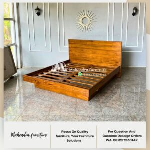 Dipan Tempat Tidur Jati 180x200 Melayang Minimalis