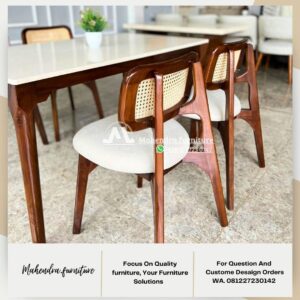 Set meja makan marmer minimalis dengan 4 kursi jati - Gambar 7